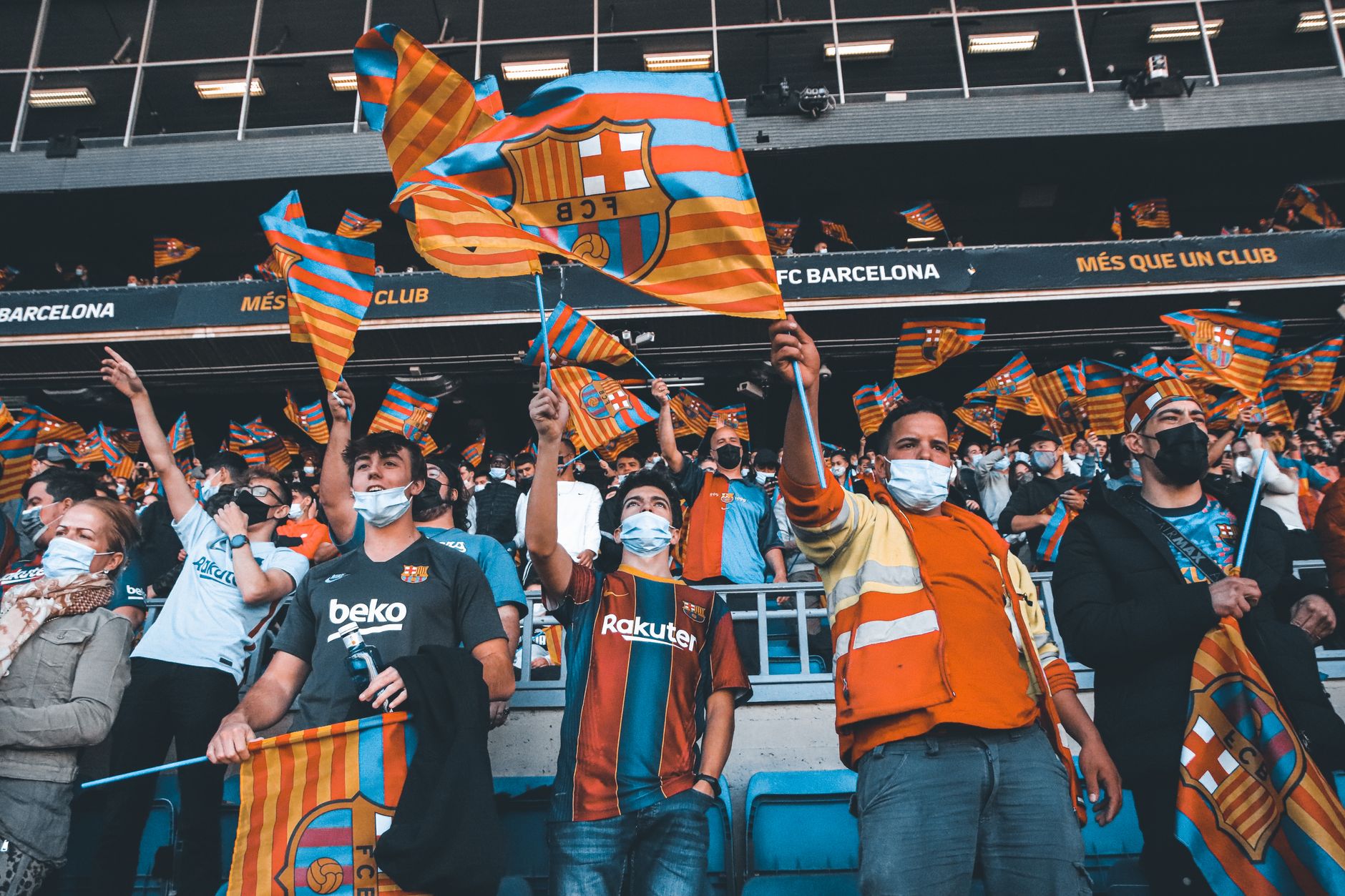 Barcelona veteran transfer news